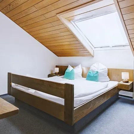 Restaurant Austueble 宾馆