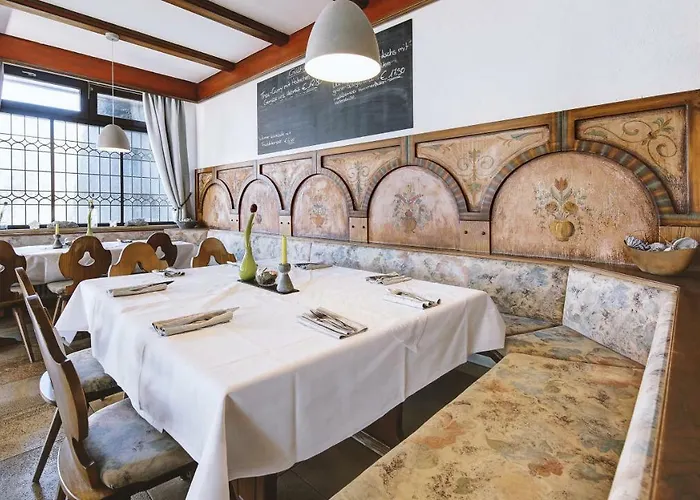 여관 Restaurant Austueble